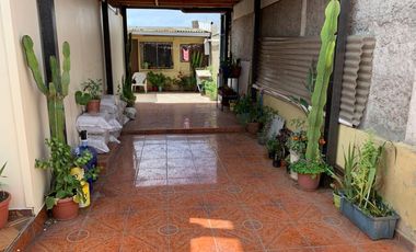 SE VENDE PROPIEDAD EN SAN ANTONIO