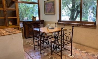 Rancho Estilo Toscano con Instalaciones Ecuestres y  Áreas Verdes en 5,000 m²