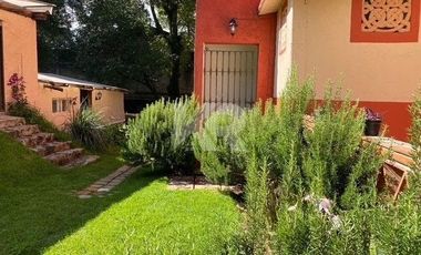 Rancho Estilo Toscano con Instalaciones Ecuestres y  Áreas Verdes en 5,000 m²