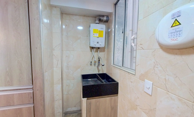 APARTAMENTO EN VENTA MADRID, C/MARCA COL