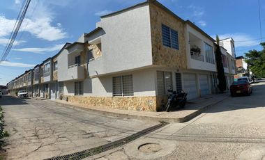 CASA EN VENTA EN CARTAGO VALLE BRIO LA LINDA