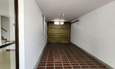 CASA EN VENTA EN CARTAGO VALLE EN CONDOMINIO