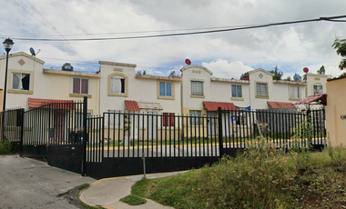 VENTA DE CASA, OVILLE HUEHUETOCA. SH05