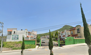 VENTA DE CASA, OVILLE HUEHUETOCA. SH05