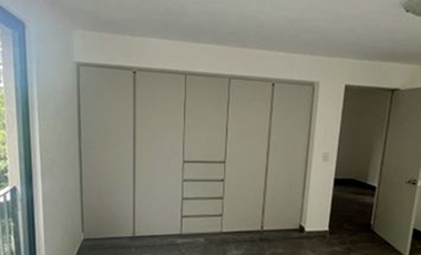 HERMOSA CASA EN BELLA ZONA AL SUR DE LA CIUDAD, A UNOS MINUTOS DE COSTCO DE VILLA COAPA Y LA GLORIETA DE VAQUERITOS, RODEADA DE AVENIDAS PRINCIPALES Y