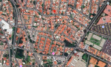 HERMOSA CASA EN BELLA ZONA AL SUR DE LA CIUDAD, A UNOS MINUTOS DE COSTCO DE VILLA COAPA Y LA GLORIETA DE VAQUERITOS, RODEADA DE AVENIDAS PRINCIPALES Y