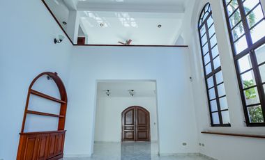 Se Vende Casa en Cancún Sm 17 de 4 Recámaras con Seguridad 24/7