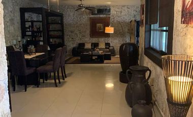 Se Vende Hacienda en Cancun Colonia Doctores II Escriturada atrás de Vía Cumbres
