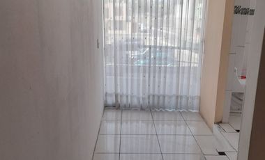 COOP. GLORIA 4 - CASA DE 3 PISOS , MODERNA , 6 HABITACIONES