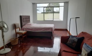 ALQUILO DEPARTAMENTO SEGUNDO PISO 240 MTS2 3 DORMITORIOS CORPAC