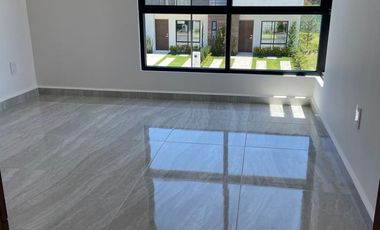 Rento Casa en La Escondida Residencial en Ocoyoacac, Estado de México, modelo “LAGO”