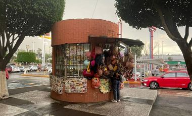 TRASPASO EXCELENTE NEGOCIO  UBICADO DENTRO PLAZA LAS HACIENDAS