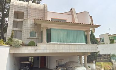 CASA EN RENTA EN CLUB DE GOLF VALLE ESCONDIDO