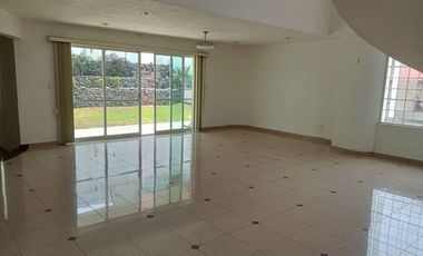 CASA EN RENTA EN CLUB DE GOLF VALLE ESCONDIDO