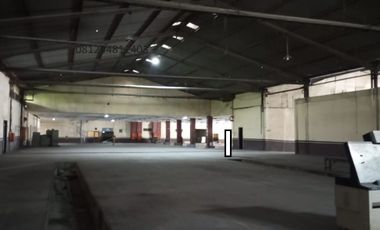 Dijual / Disewakan gudang nol jalan Raya Margomulyo, Strategis