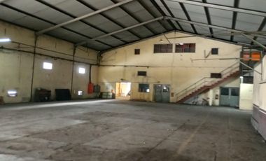 Dijual / Disewakan gudang nol jalan Raya Margomulyo, Strategis