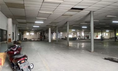 Dijual / Disewakan gudang nol jalan Raya Margomulyo, Strategis