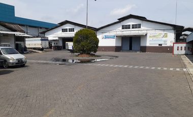 Dijual / Disewakan gudang nol jalan Raya Margomulyo, Strategis