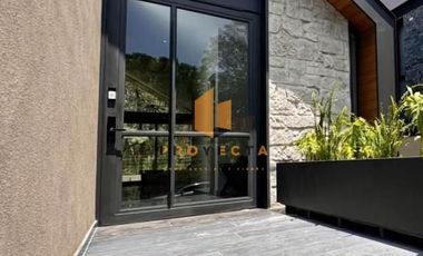 CASA EN VENTA EN CAMPO DE GOLF ALTOZANO