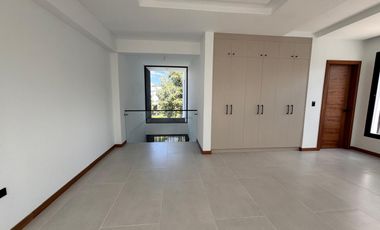 ESPECTACULAR CASA DE ARRIENDO EN EL CLUB DE GOLF ARRAYANES!  A ESTRENAR!  PUEMBO!