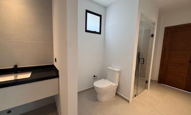 ESPECTACULAR CASA DE ARRIENDO EN EL CLUB DE GOLF ARRAYANES!  A ESTRENAR!  PUEMBO!