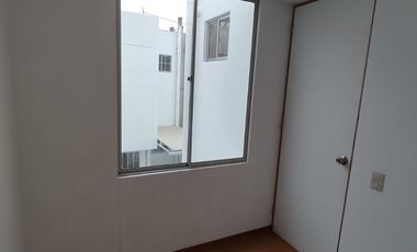 VENDO CASA DE ESTRENO DE 2 PISOS-CARABAYLLO