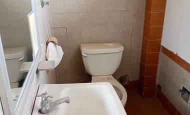 renta 2-locales comerciales planta alta pisos 1 y 2 zona centro Manuel Doblado