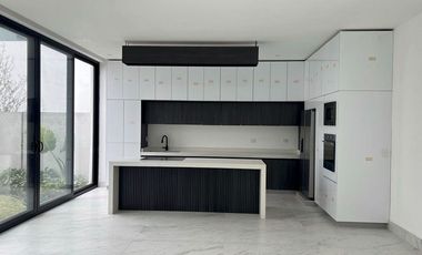 CASA EN VENTA EN BOSQUES DE LAS MISIONES, CARRETERA NACIONAL