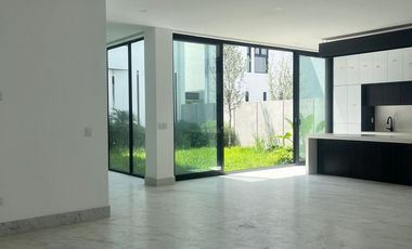 CASA EN VENTA EN BOSQUES DE LAS MISIONES, CARRETERA NACIONAL