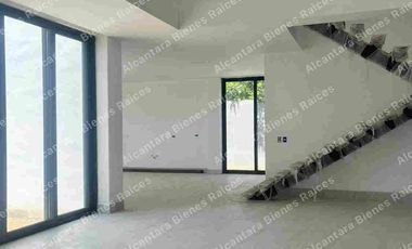 Casa en Venta en Carretera Nacional