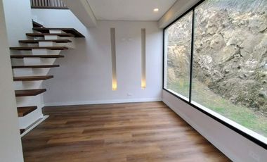 Amplia casa para estrenar en La Calera