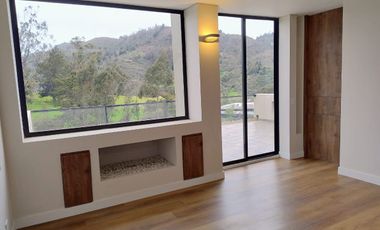 Amplia casa para estrenar en La Calera