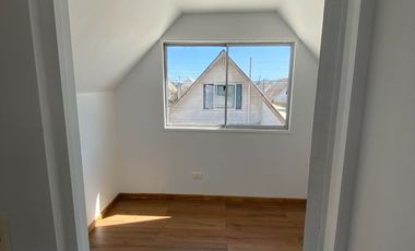 EN VENTA CASA EN CURICÓ, Pasaje Eduardo Anguita 2203