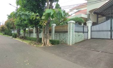 Dijual Rumah di Duren TIga Lokasi Bagus Asri dan Tenang LT 620