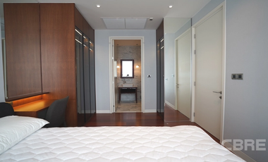 Khun By Yoo (Ref.RSA42705)