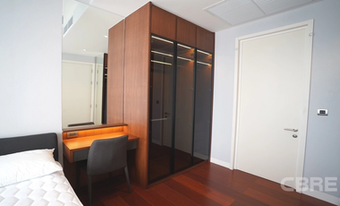 Khun By Yoo (Ref.RSA42705)