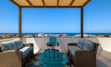 Casa Moderna en Ensenada con Impresionantes Vistas al Océano, a Solo Minutos de la Playa Arenosa