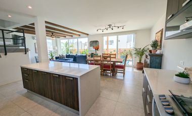Casa Moderna en Ensenada con Impresionantes Vistas al Océano, a Solo Minutos de la Playa Arenosa