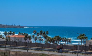 Casa Moderna en Ensenada con Impresionantes Vistas al Océano, a Solo Minutos de la Playa Arenosa