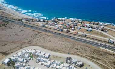 Casa Moderna en Ensenada con Impresionantes Vistas al Océano, a Solo Minutos de la Playa Arenosa