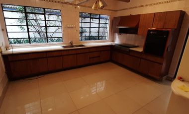 RESIDENCIA EN VENTA A PASOS DEL PARQUE HUNDIDO