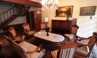 RESIDENCIA EN VENTA A PASOS DEL PARQUE HUNDIDO