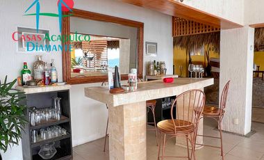 Casa en venta con alberca Infiniti privada, con jacuzzi, camastros, sombrillas y zona de asoleadero