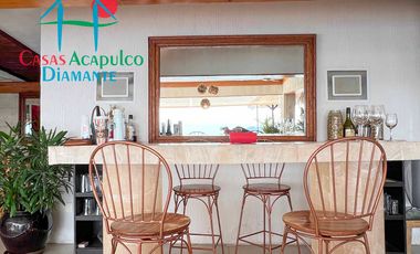 Casa en venta con alberca Infiniti privada, con jacuzzi, camastros, sombrillas y zona de asoleadero