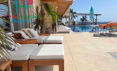 Casa en venta con alberca Infiniti privada, con jacuzzi, camastros, sombrillas y zona de asoleadero