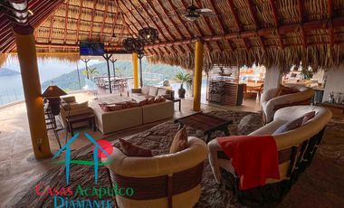 Casa en venta con alberca Infiniti privada, con jacuzzi, camastros, sombrillas y zona de asoleadero