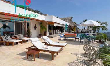 Casa en venta con alberca Infiniti privada, con jacuzzi, camastros, sombrillas y zona de asoleadero