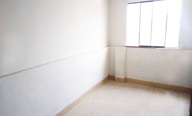 Se Vende Casa Comercial, con Local, Oficinas, Departamentos y Cochera - Depósito, en Avenida Pastor Sevilla (Ruta C), Ovalo Cocharcas, Primer Sector,