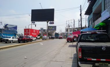 Se Vende Casa Comercial, con Local, Oficinas, Departamentos y Cochera - Depósito, en Avenida Pastor Sevilla (Ruta C), Ovalo Cocharcas, Primer Sector,