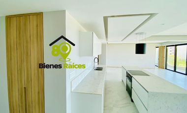 Depa CON PLAYA EN VENTA de 5 recámaras CON VISTA AL MAR